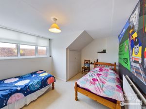 Bedroom 4- click for photo gallery